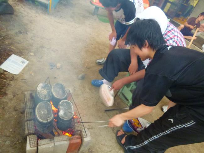 夜間開館野外炊飯